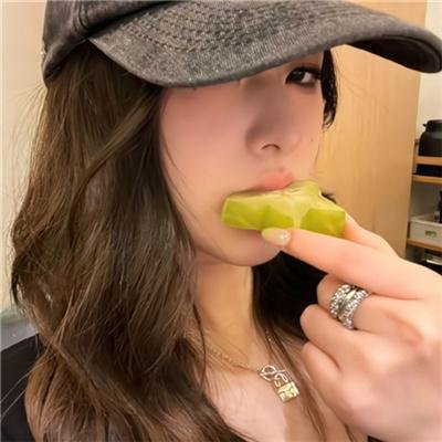 远山淡影